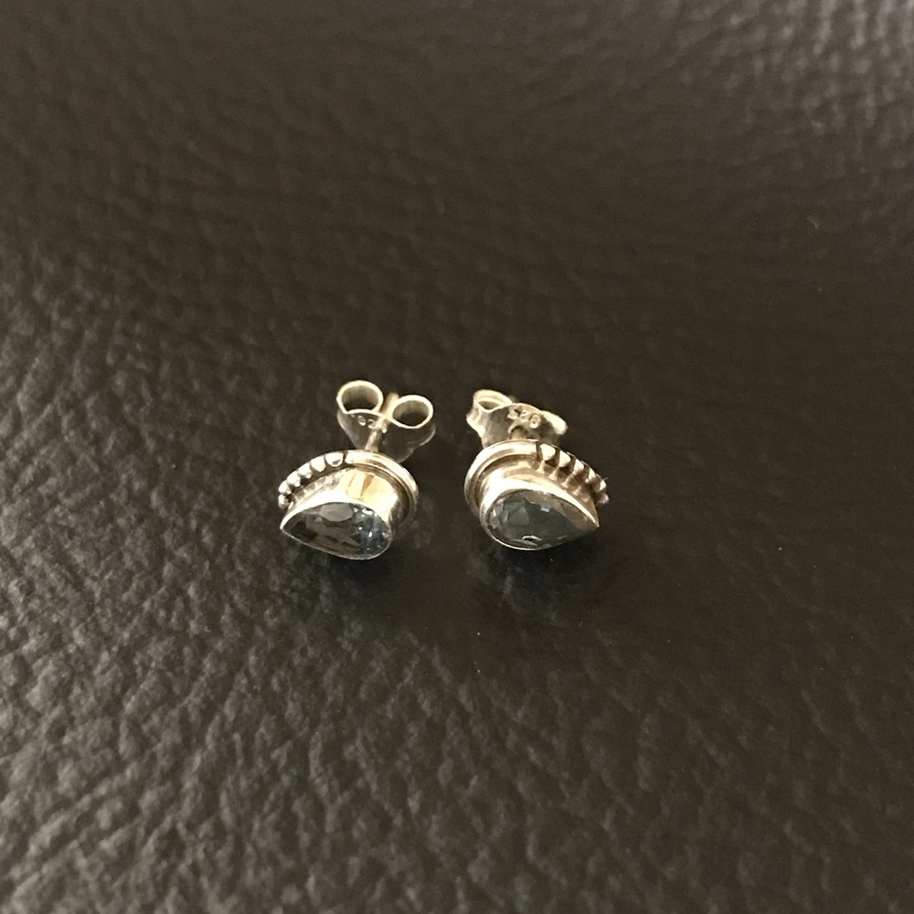 NWOT BLUE TOPAZ Pear Shaped Gemstones and 925 Sterling Silver Stud Earrings